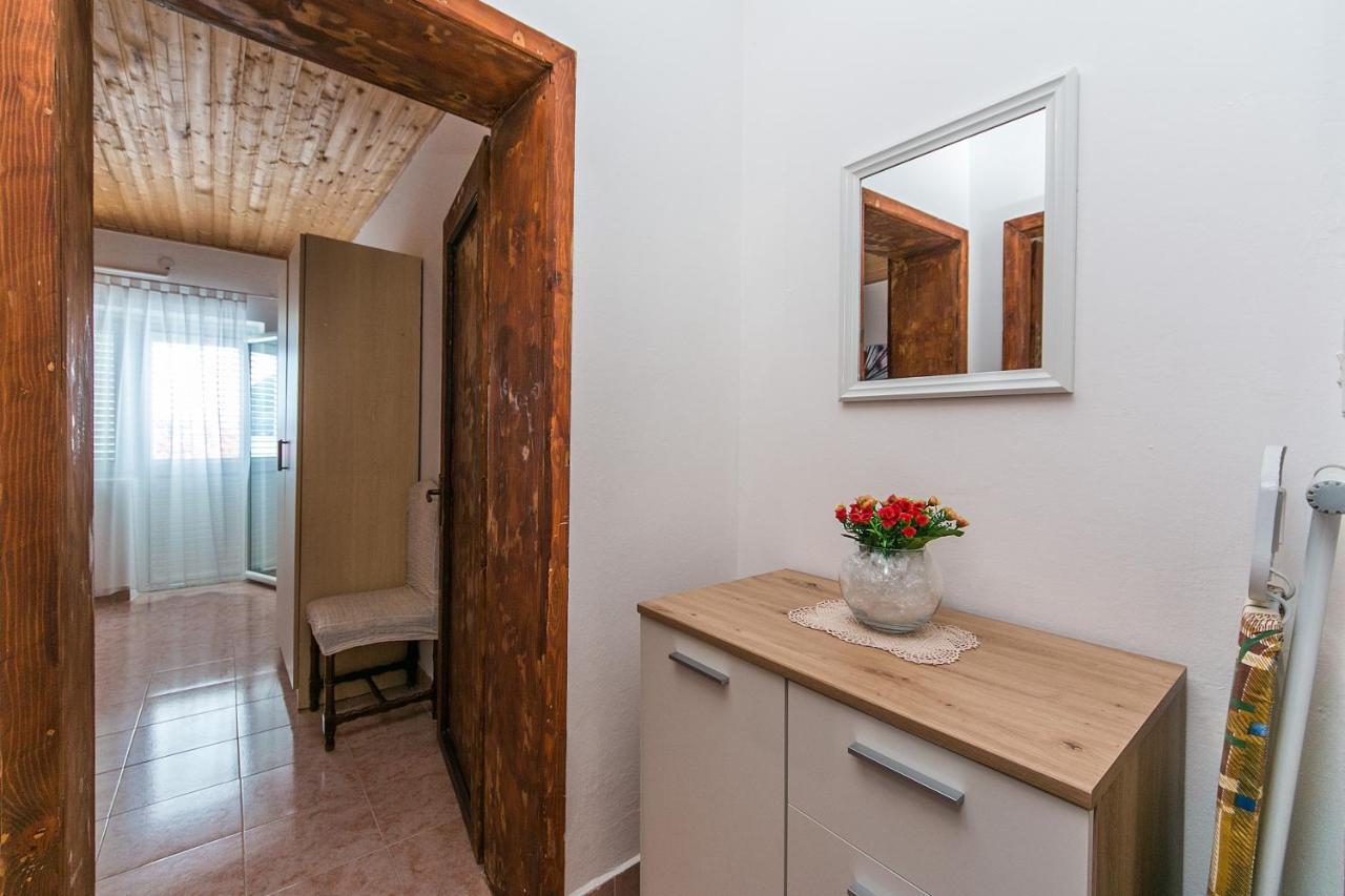 Apartments By The Sea Podaca, Makarska - 13974 Екстер'єр фото